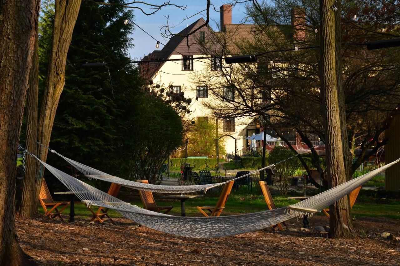 Settlers Inn