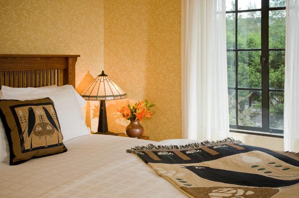 Inn Settlers